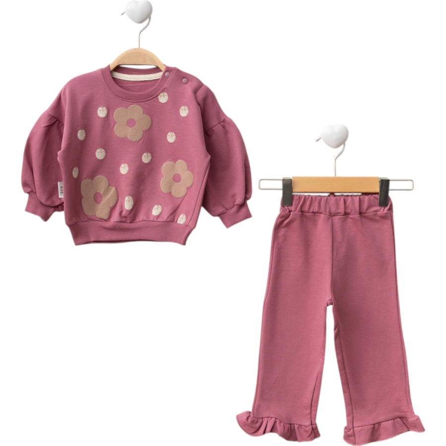 FLOWERS AND POLKA DOT  6/18 AY